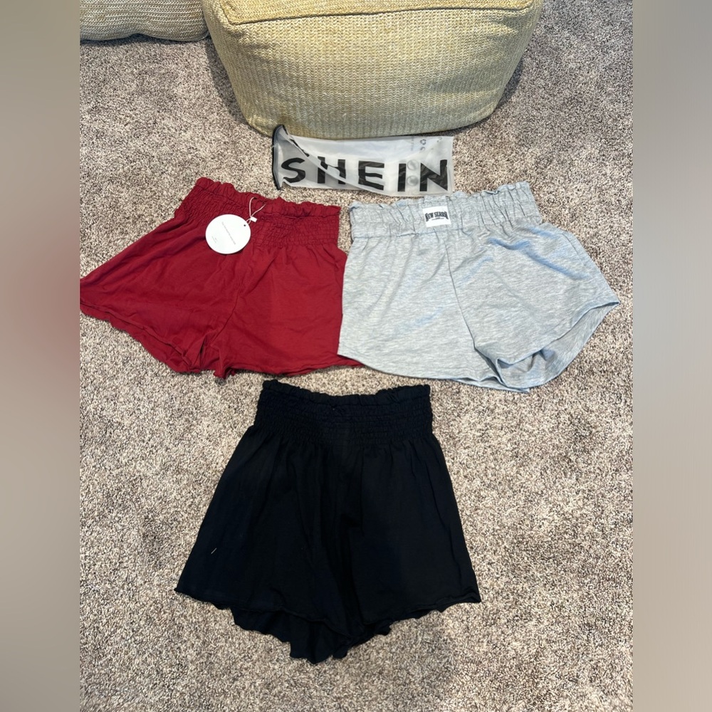 NEW SHEIN Shorts size 4.